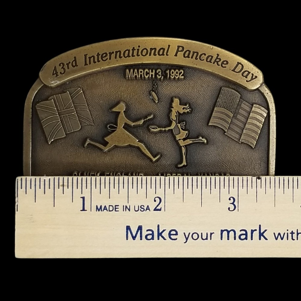 Belt Buckle Vintage 1992 Western Associates 43rd International Pancake Day Brass - Picture 9 of 10